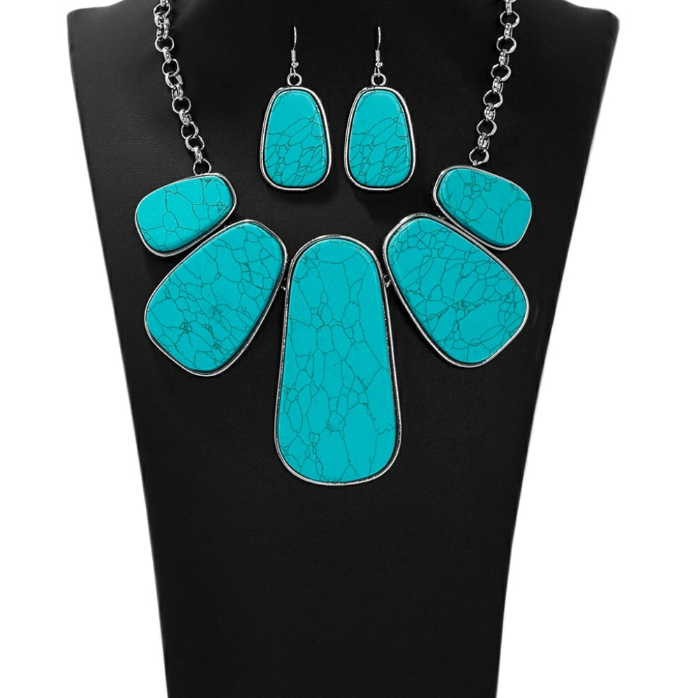 Jewelry - Picture 4 of 5